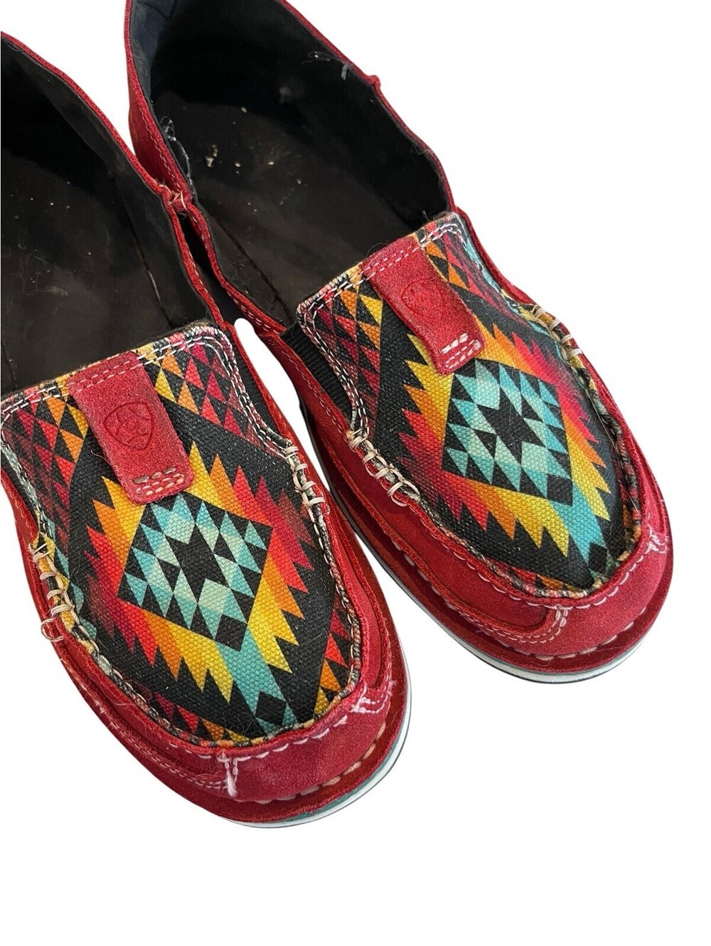 Ariat Slip on Cruiser Shoes Womens Sz 9 Suede Ruby Red Serape 3126.11 Flaw